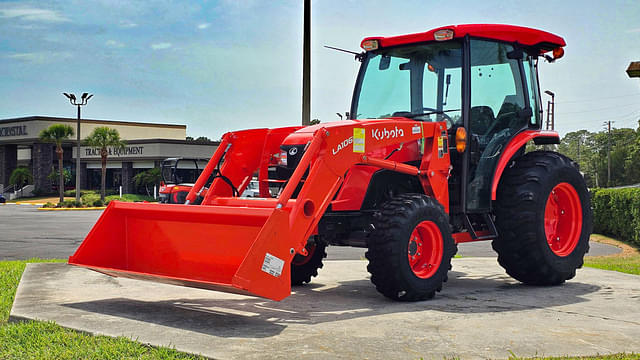 Image of Kubota MX6000 equipment image 1