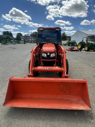 Image of Kubota MX5400 equipment image 2