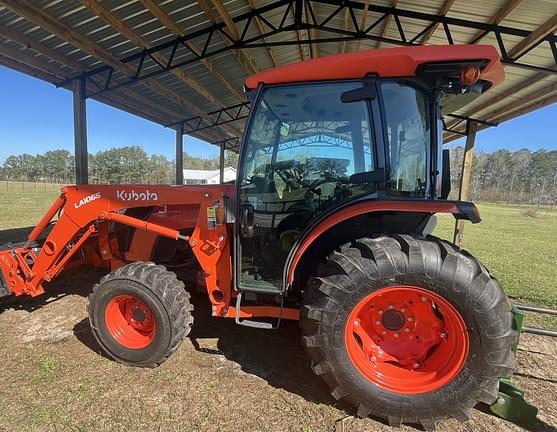 Image of Kubota MX5400 equipment image 2