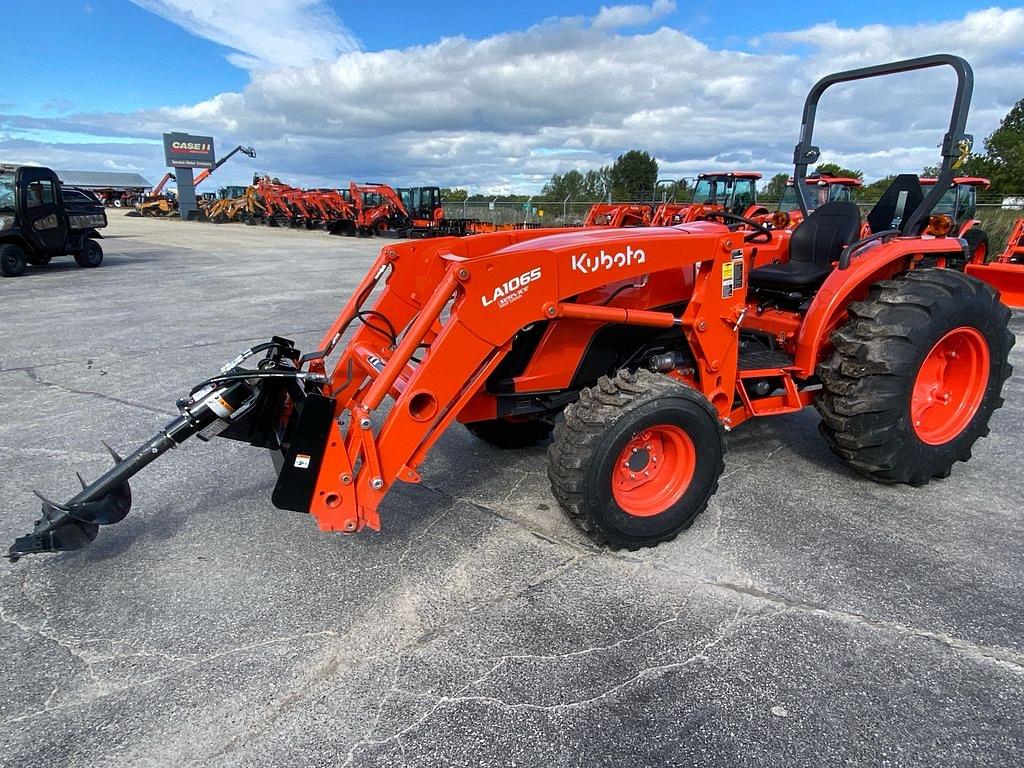 Image of Kubota MX5400 Image 0