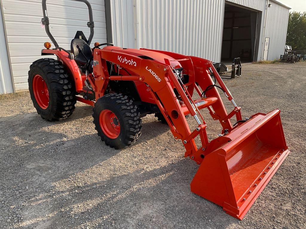 Image of Kubota MX5400 Primary image