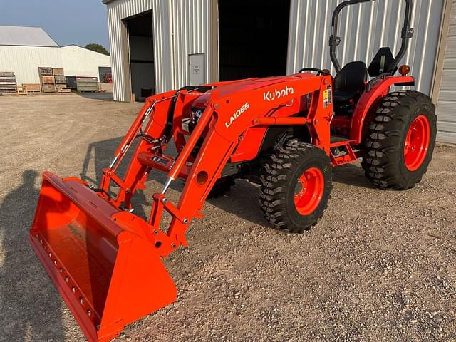 Image of Kubota MX5400 equipment image 1