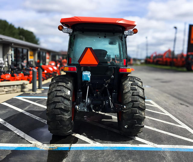 Image of Kubota MX5400HSTC equipment image 3