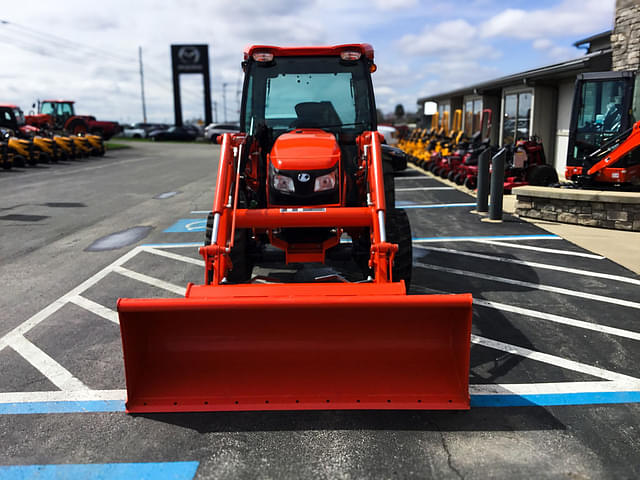 Image of Kubota MX5400HSTC equipment image 2