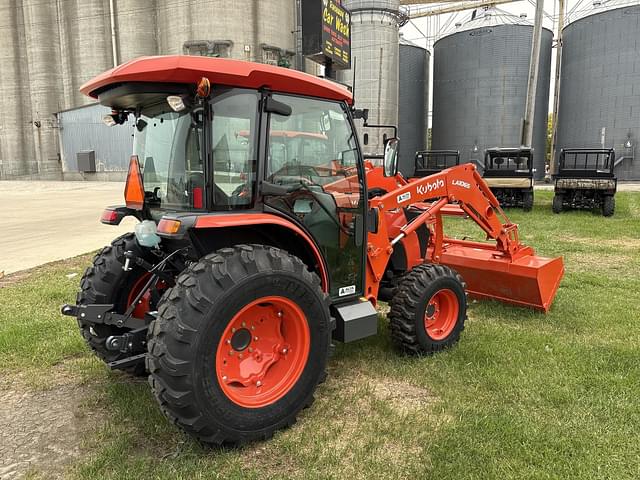 Image of Kubota MX5400HSTC equipment image 3