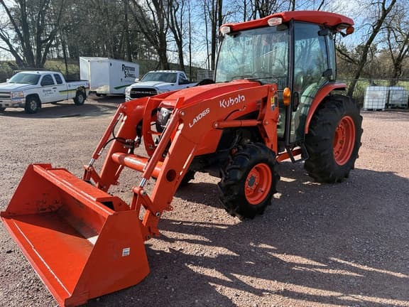 Image of Kubota MX6000 equipment image 1