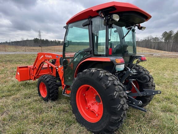 Image of Kubota MX6000 equipment image 4