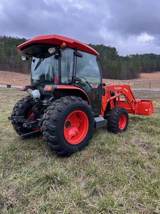 Image of Kubota MX6000 equipment image 3