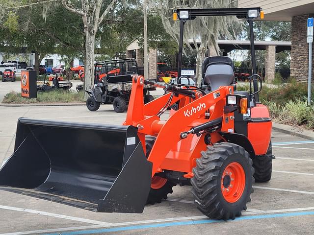 Image of Kubota R430 equipment image 2