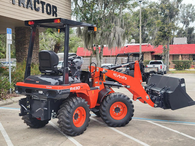 Image of Kubota R430 equipment image 1