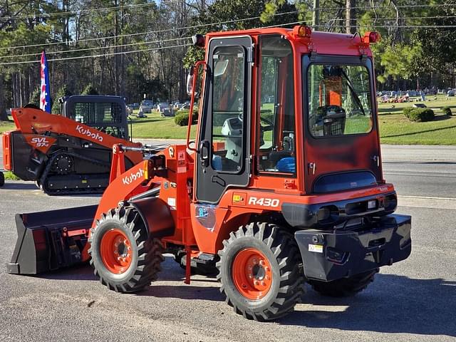 Image of Kubota R430 equipment image 3