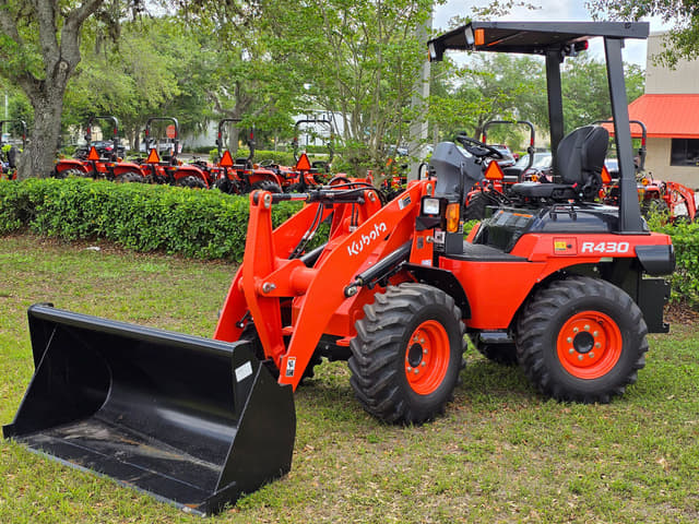 Image of Kubota R430 equipment image 1