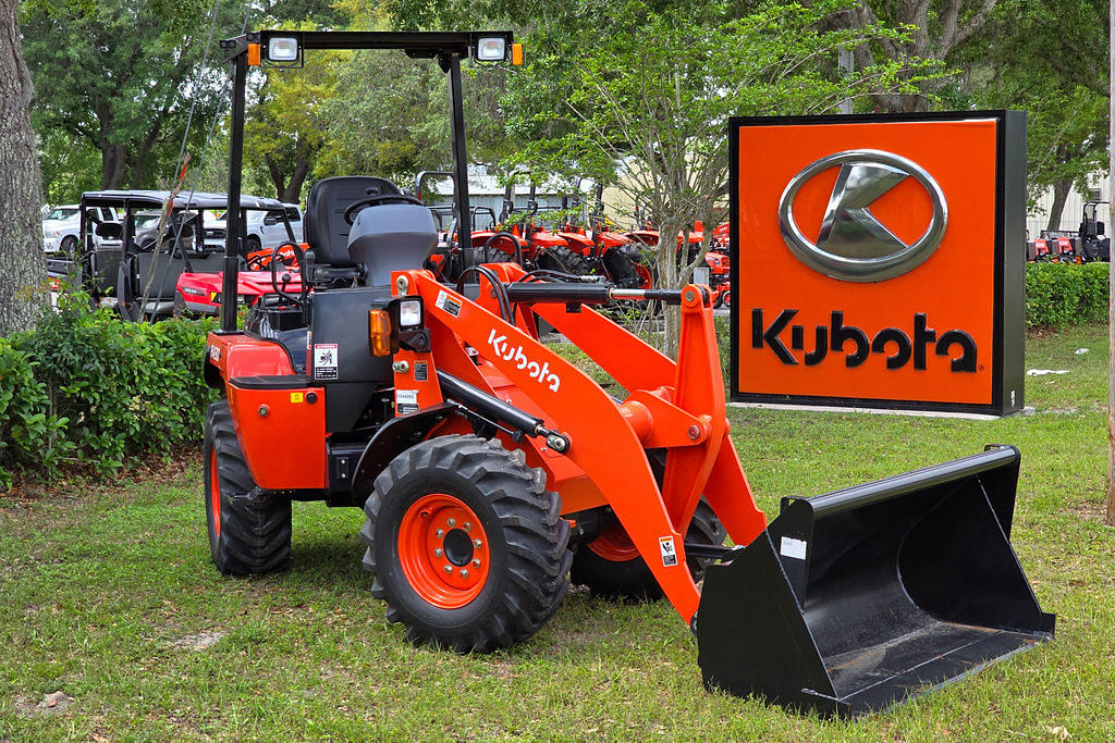 Image of Kubota R430 Primary image