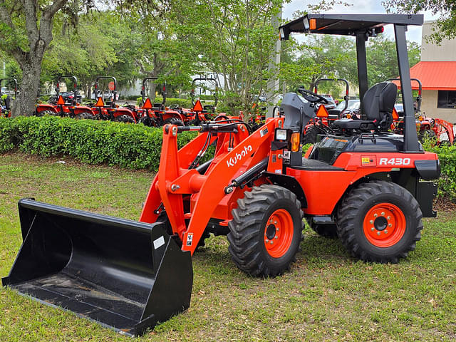 Image of Kubota R430 equipment image 1