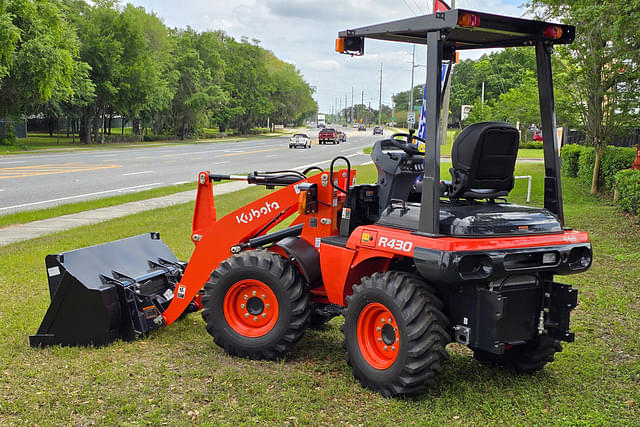 Image of Kubota R430 equipment image 2