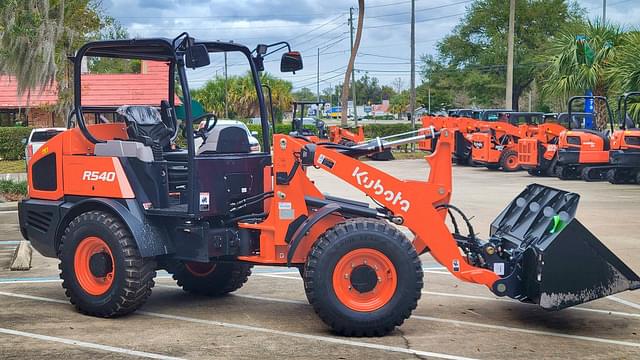 Image of Kubota R540 equipment image 2