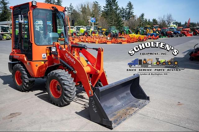 Image of Kubota R430 equipment image 3