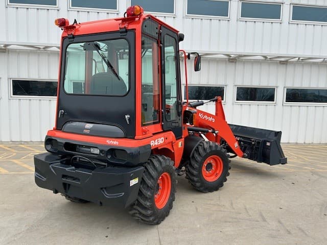 Image of Kubota R430R3 equipment image 2