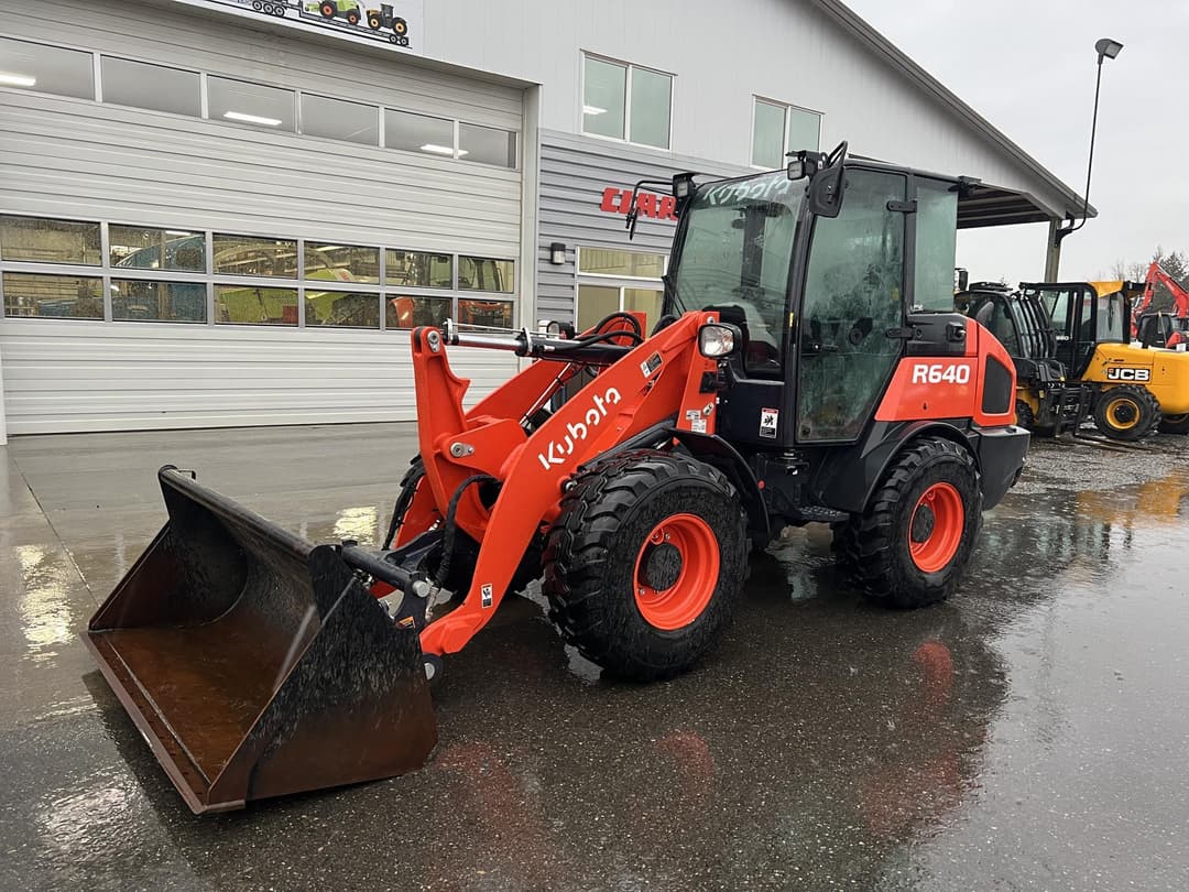 Image of Kubota R640 Image 0