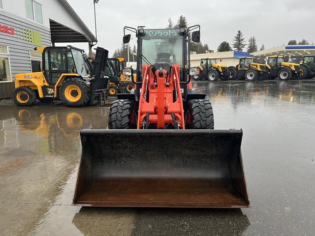 Image of Kubota R640 equipment image 2