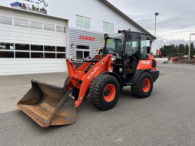 Image of Kubota R640 equipment image 1