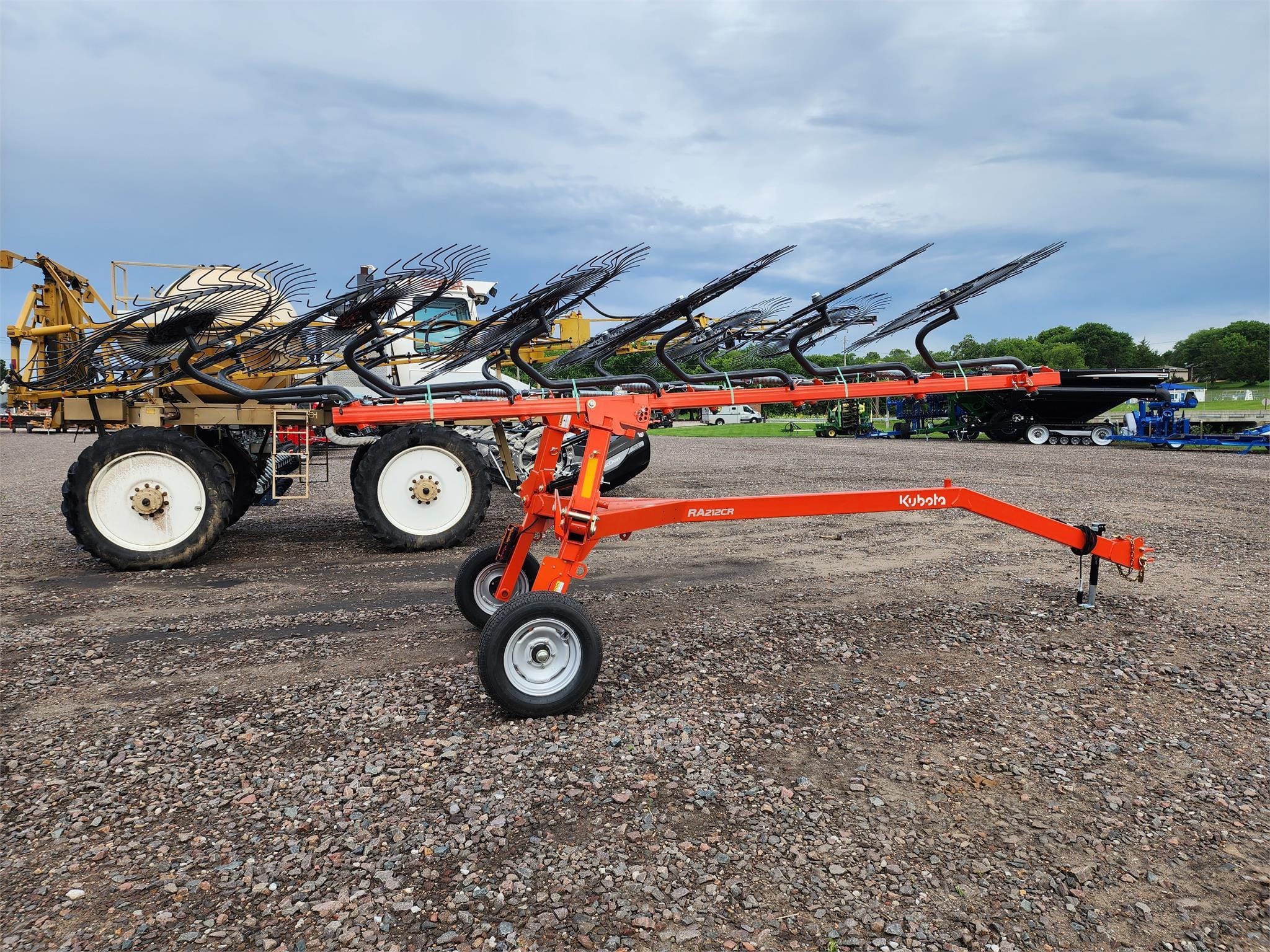 2024 Kubota RA212CR Equipment Image0