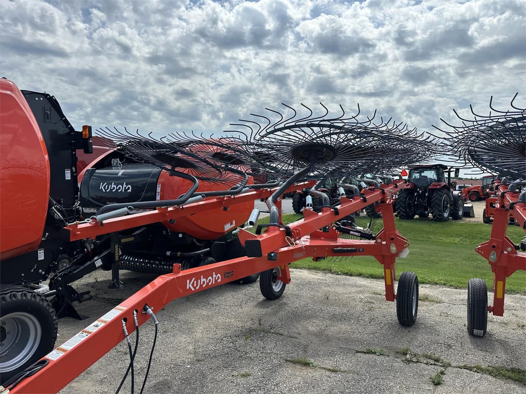 Image of Kubota RA212CR Image 1