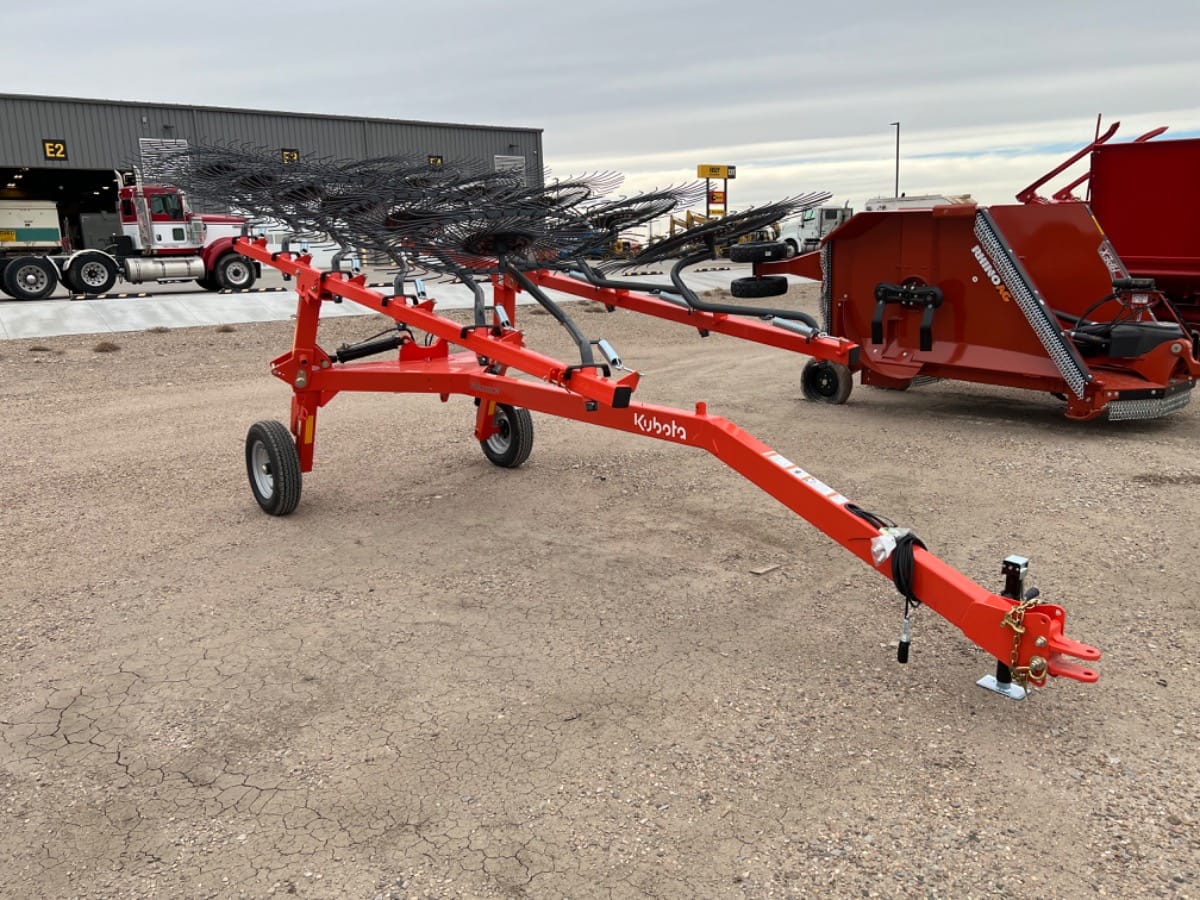 Kubota RA212CR Equipment Image0