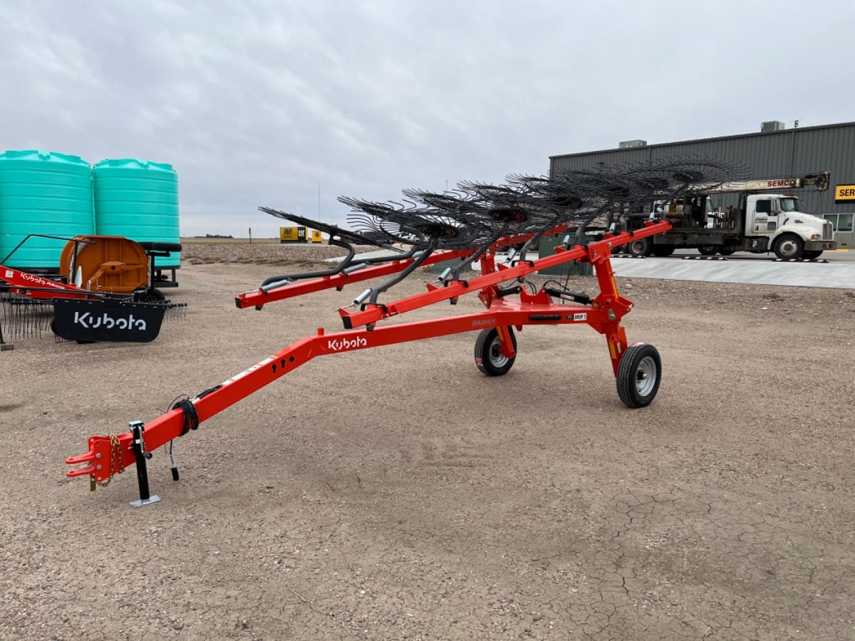 Kubota RA212CR Equipment Image0