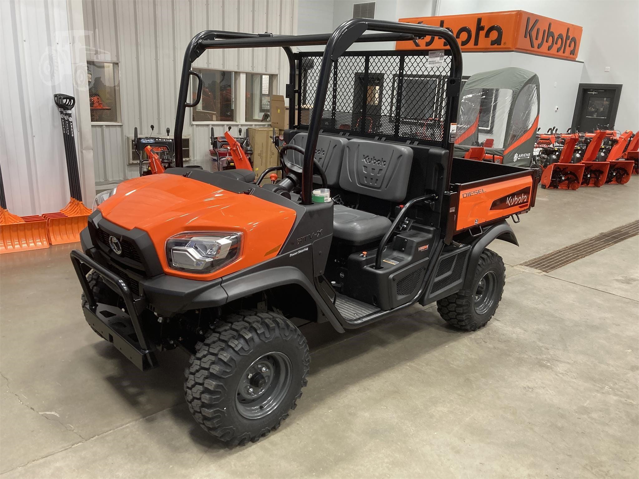 2024 Kubota RTV-X Equipment Image0