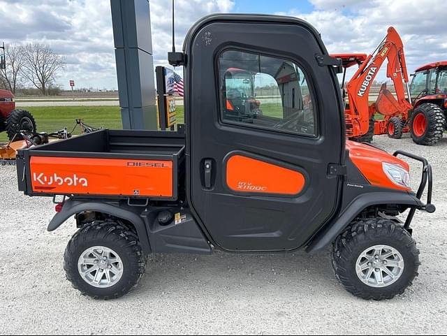 Image of Kubota RTV-X1100C equipment image 1