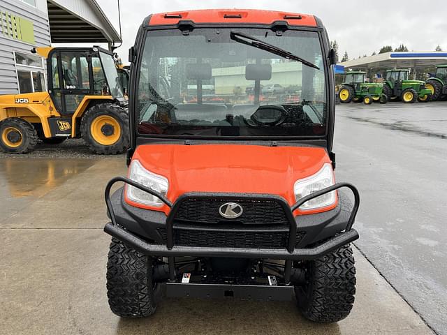 Image of Kubota RTV-X1100C equipment image 2