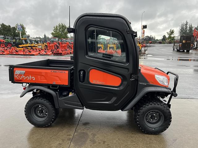 Image of Kubota RTV-X1100C equipment image 4