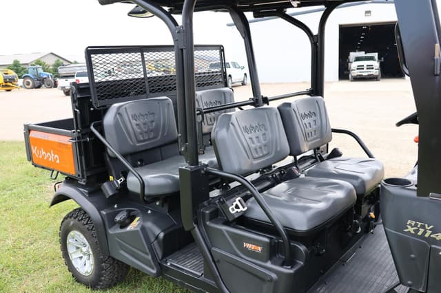 Image of Kubota RTV-X1140 equipment image 3