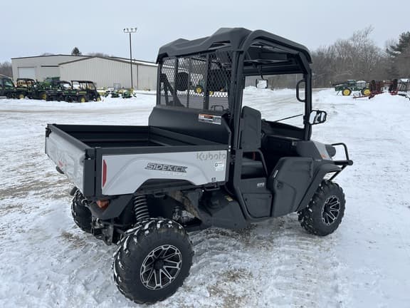 Image of Kubota RTV-XG850 equipment image 3