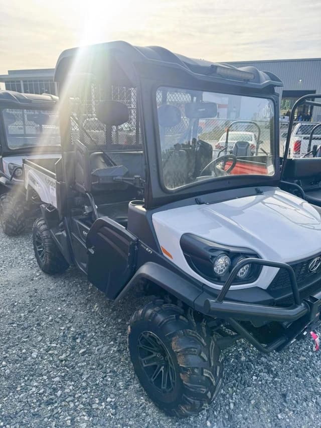 Image of Kubota RTV-XG850 equipment image 3