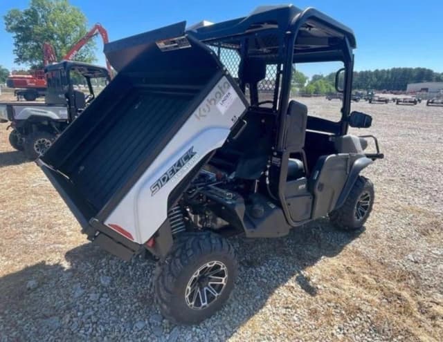 Image of Kubota RTV-XG850 equipment image 2