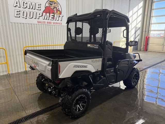 Image of Kubota RTV-XG850 equipment image 2