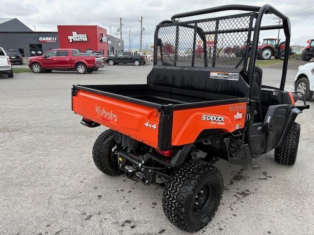 Image of Kubota RTV-XG850 equipment image 4