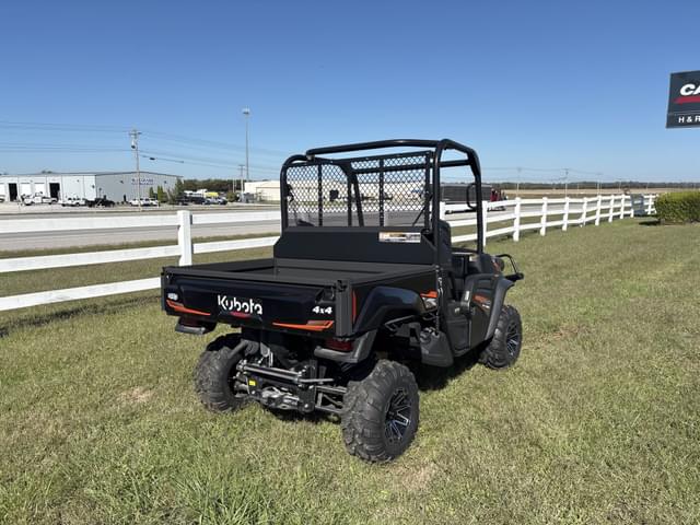 Image of Kubota RTV-XG850 equipment image 2
