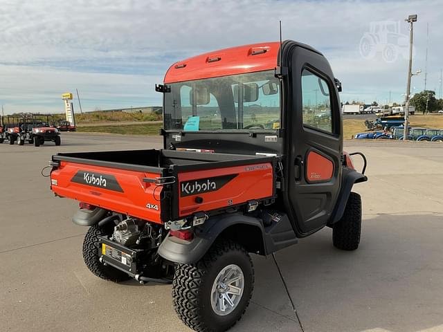 Image of Kubota RTV-X1100C equipment image 4