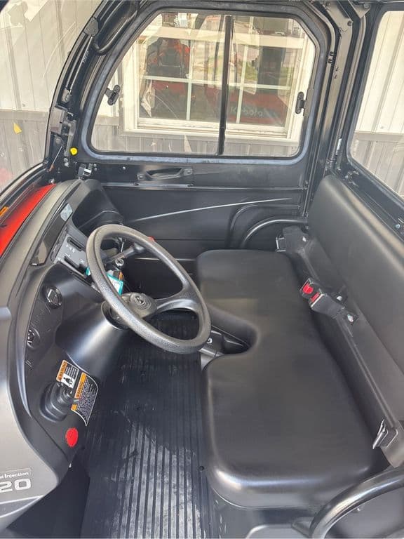Image of Kubota RTV520 equipment image 4
