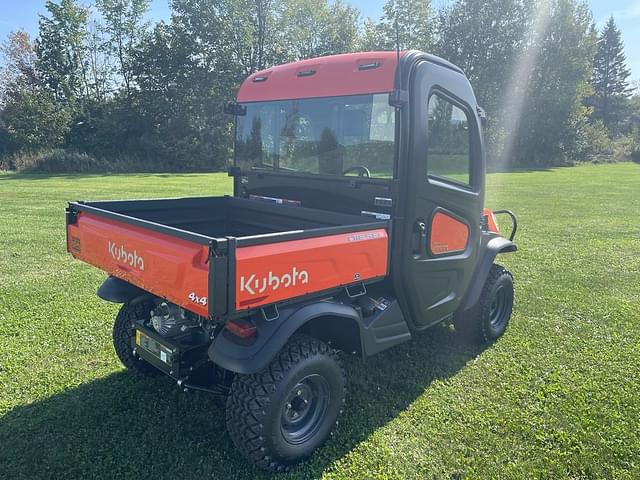 Image of Kubota RTVX1100CW equipment image 2