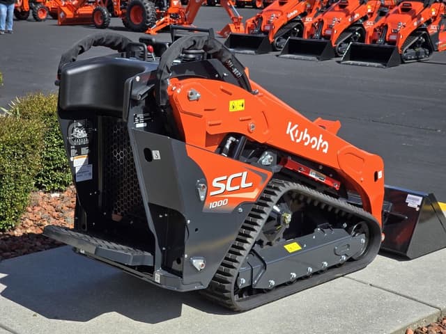 Image of Kubota SCL1000 equipment image 3