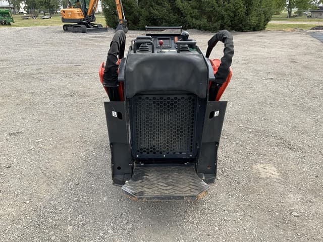 Image of Kubota SCL1000 equipment image 3