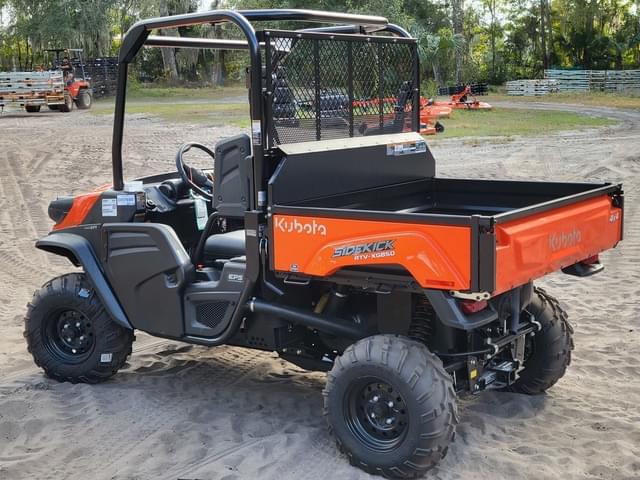 Image of Kubota RTV-XG850 equipment image 3
