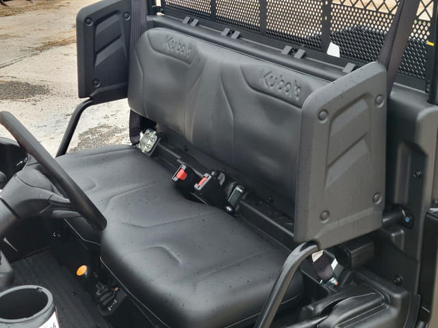 Image of Kubota RTV-XG850 equipment image 4