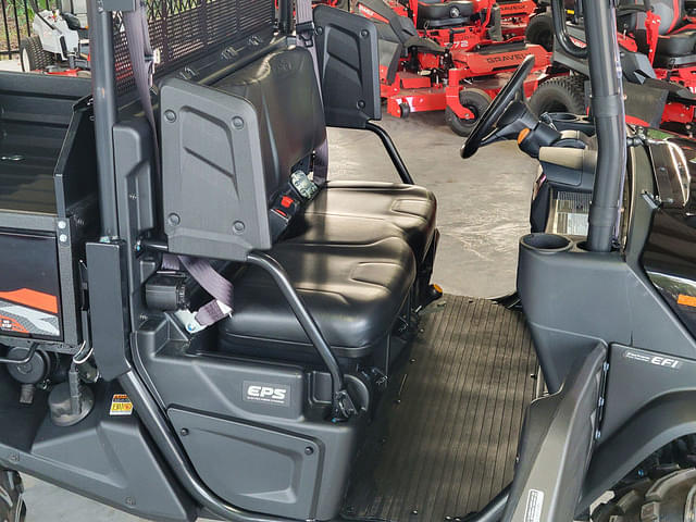 Image of Kubota RTV-XG850 equipment image 4