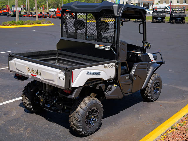 Image of Kubota RTV-XG850 equipment image 2