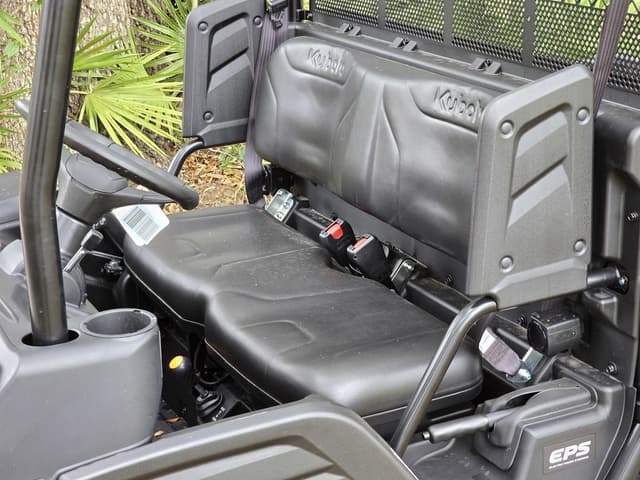 Image of Kubota RTV-XG850 equipment image 4